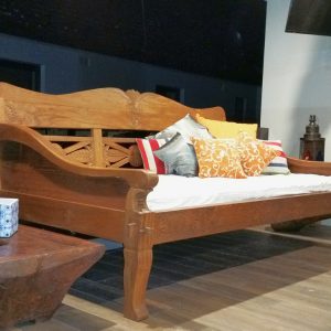 HIGHBACK CROWN DAYBED MASTERPIECE