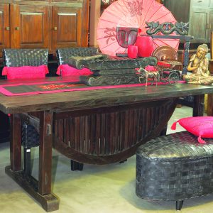 CFG EXCLUSIVE: HARBOUR BRIDGE DINING TABLE